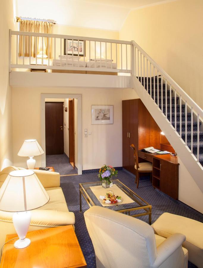 Hotel Hofmark Bad Birnbach Ngoại thất bức ảnh